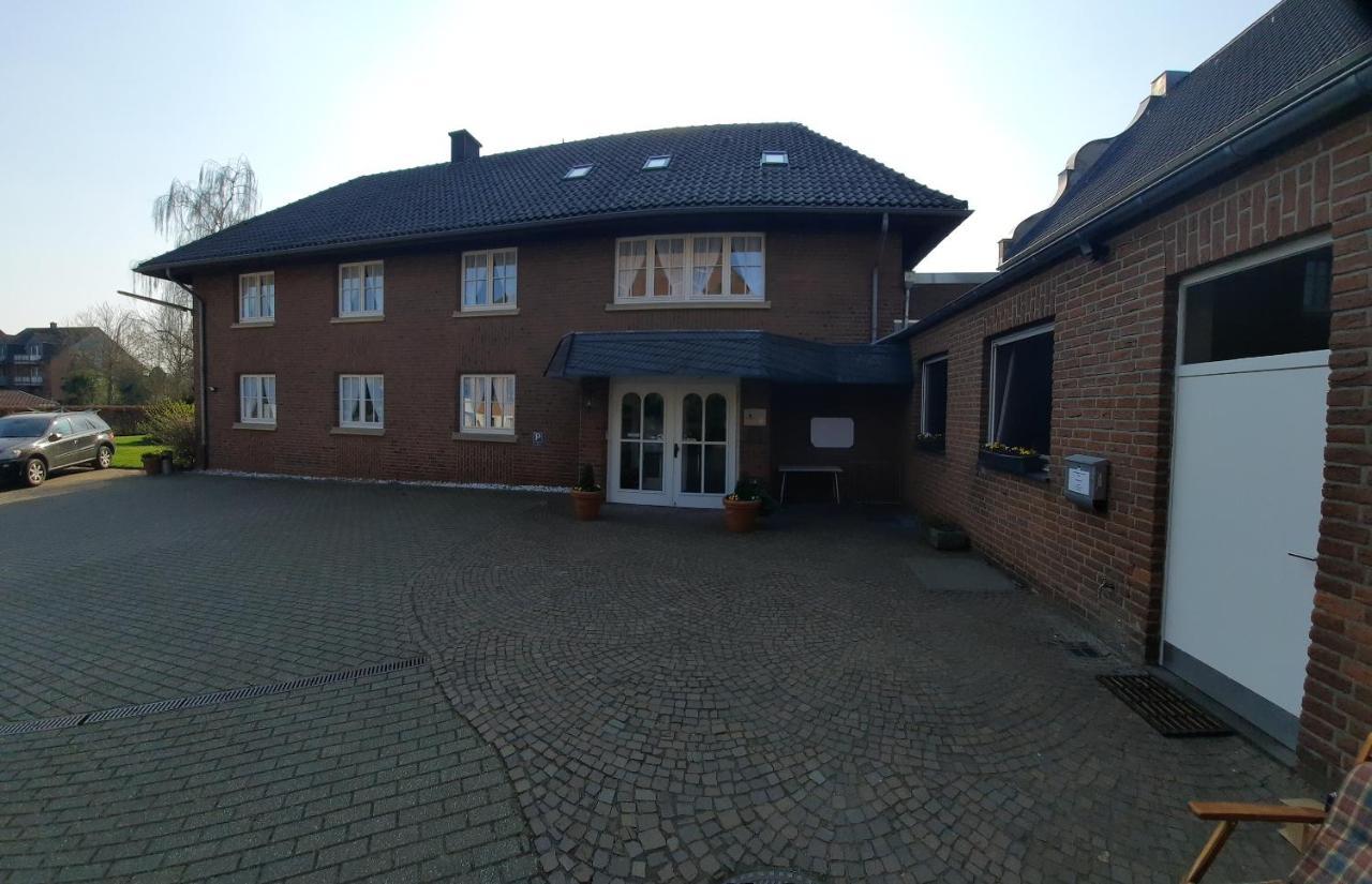 Hotel Zur Bruecke Kevelaer Exterior photo