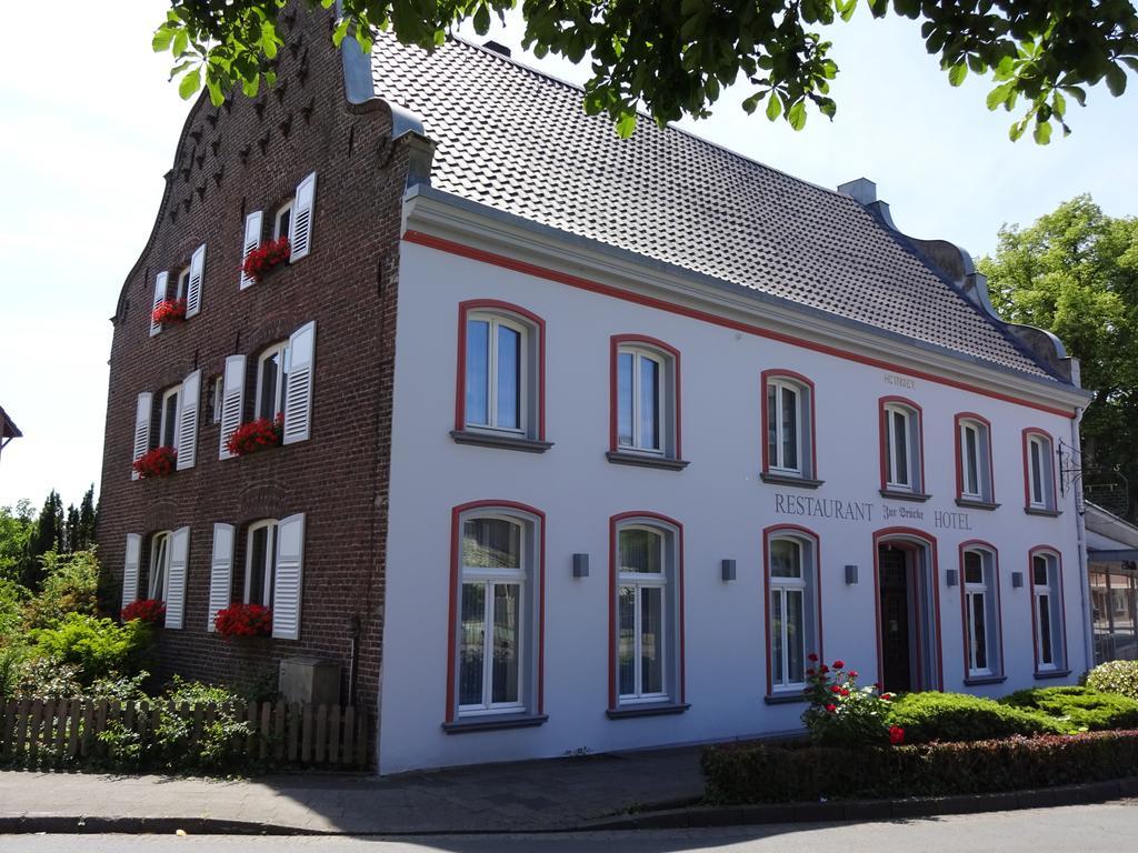 Hotel Zur Bruecke Kevelaer Exterior photo